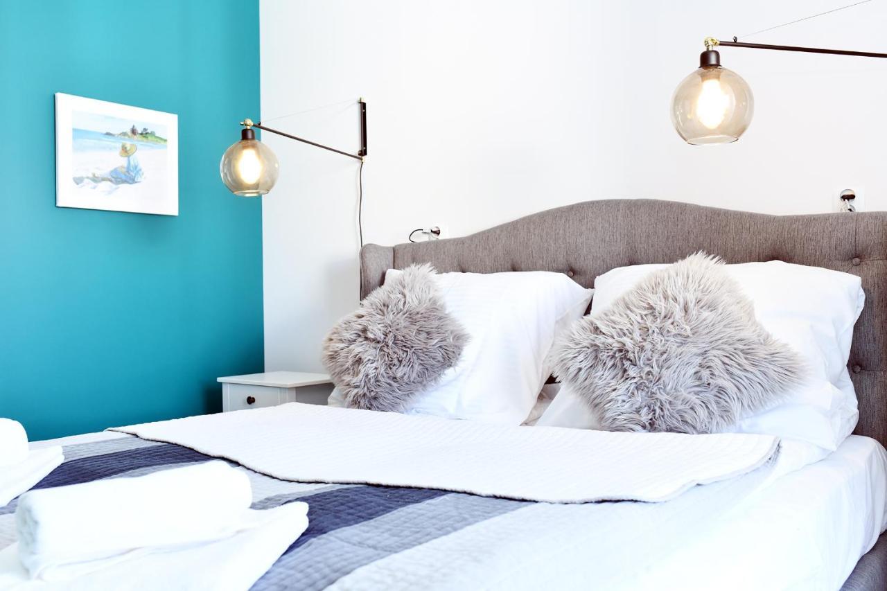 Bialy Dom Apartment *