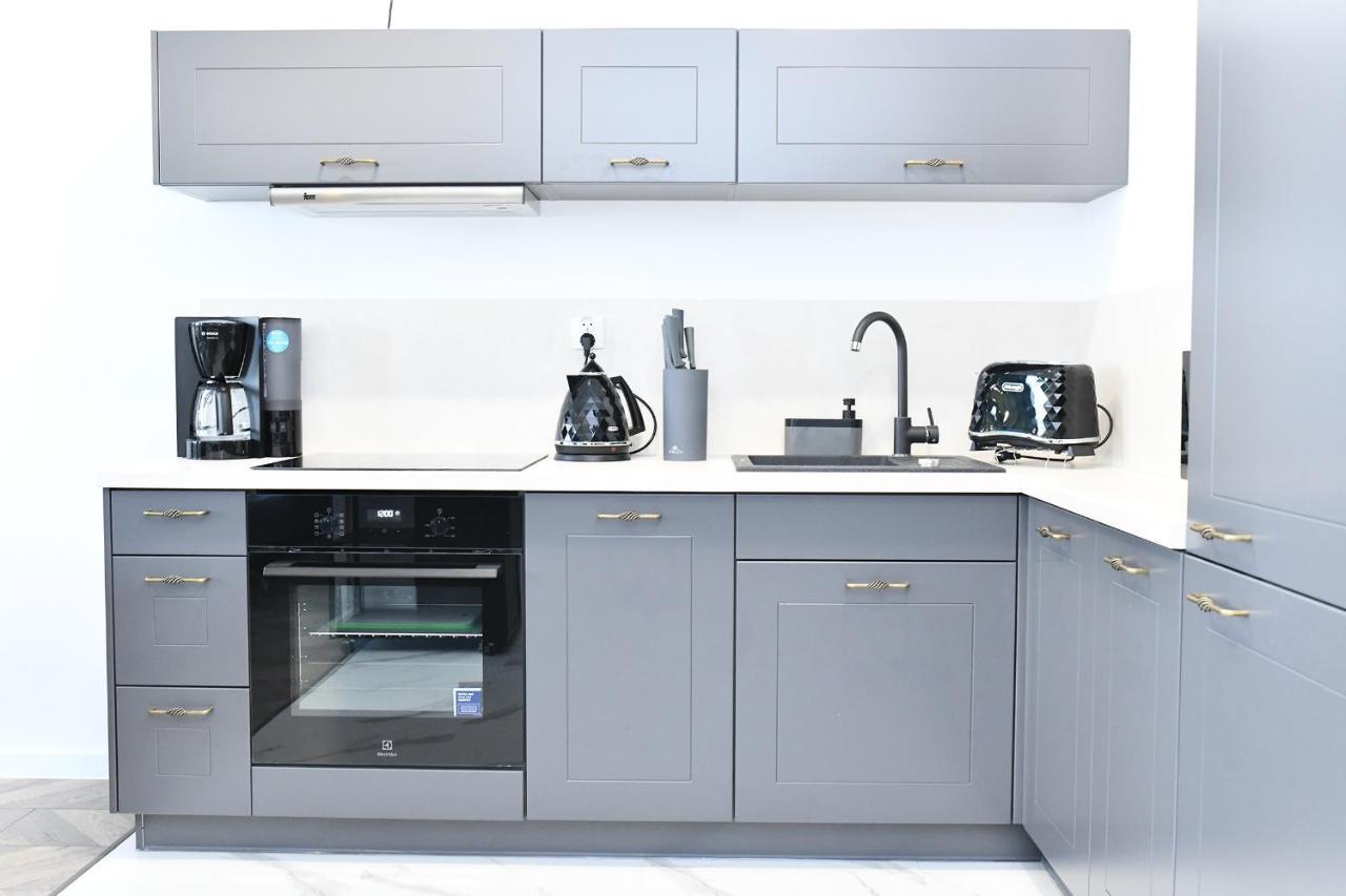Bialy Dom Apartment *
