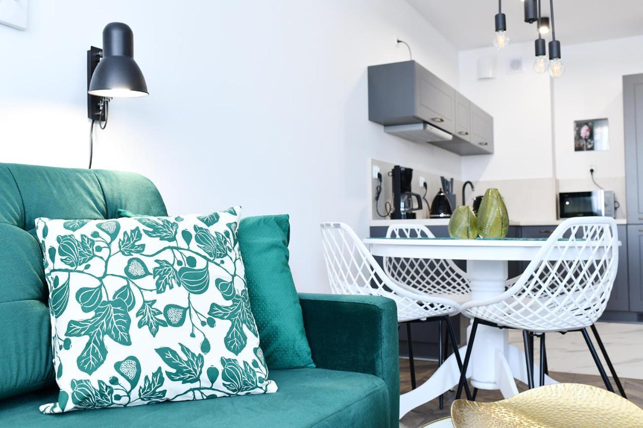 Bialy Dom Apartment